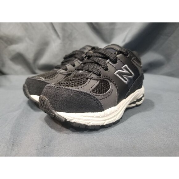 New Balance Toddlers 2002 IC2002BK Lace Up Black White Size 4 NEW NO BOX! - Picture 10 of 11